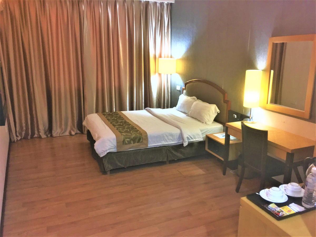 Kemena Hotel Bintulu Esterno foto