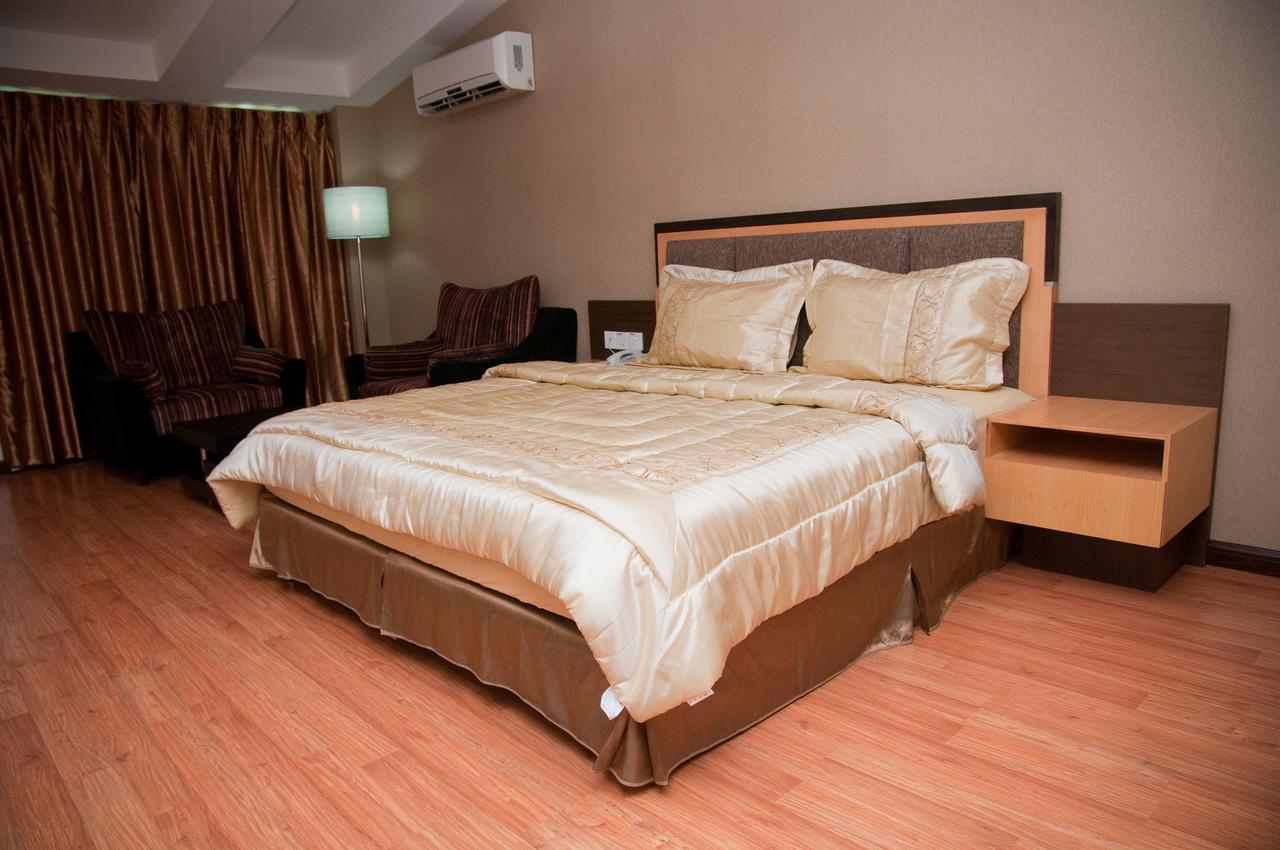 Kemena Hotel Bintulu Esterno foto