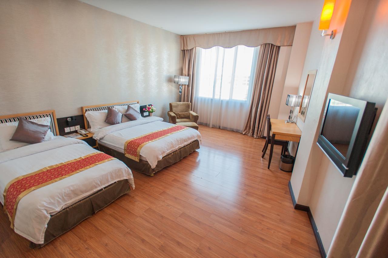 Kemena Hotel Bintulu Esterno foto