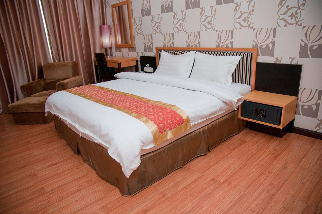 Kemena Hotel Bintulu Esterno foto