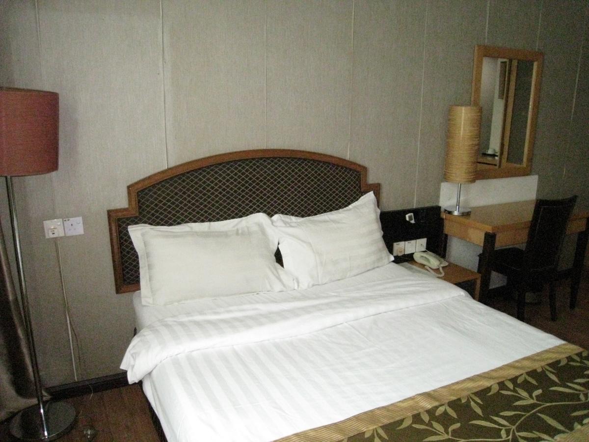 Kemena Hotel Bintulu Esterno foto