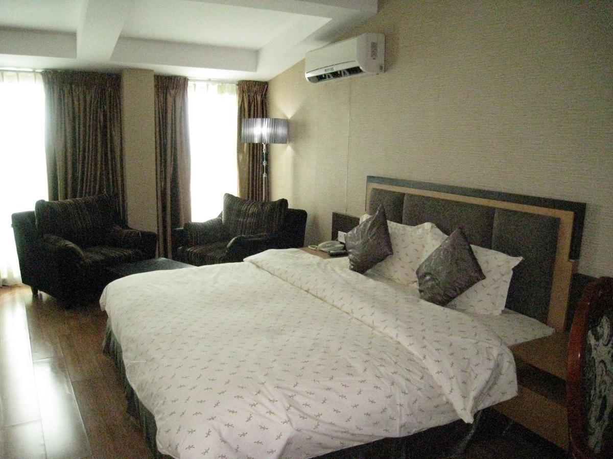 Kemena Hotel Bintulu Esterno foto