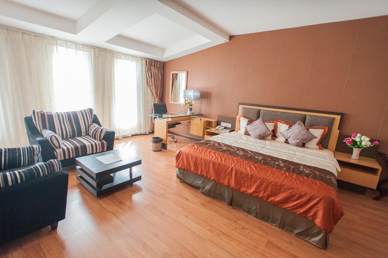 Kemena Hotel Bintulu Esterno foto